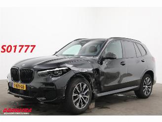Schadeauto BMW X5 xDrive45e M-Sport Pano LED ACC Leder Memory HUD Camera Lucht AHK 2023/6