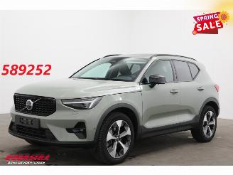 krockskadad bil auto Volvo XC40 2.0 B4 Ultra Dark Pano LED ACC H/K 360° Memory AHK 2025/5