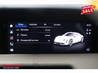 Porsche Taycan 79 kWh Pano LED Leder Cruise SHZ picture 27