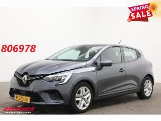 krockskadad bil auto Renault Clio 1.0 TCe Zen Bluetooth Airco Cruise AHK 2022/3