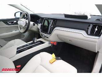 Volvo V-60 2.0 B3 Momentum Advantage LED ACC Leder Apple/Android LRHZ AHK picture 12