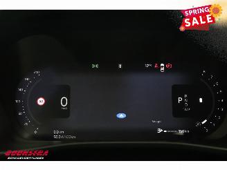 Volvo XC40 2.0 B3 Core LED Leder Apple/Android Camera SHZ LRHZ 9.766 km! picture 20