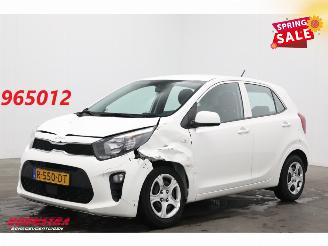 krockskadad bil auto Kia Picanto 1.0 DPi ComfortLine Airco Bluetooth Cruise 2022/8