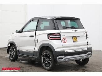 Ligier  JS60 Chic Airco Leder Bluetooth 12.980 km! picture 4