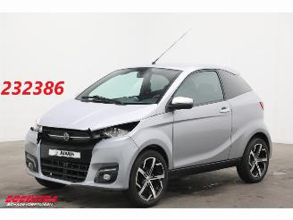 uszkodzony microcars Aixam  E Coupe Elektrisch Premium Moped Leder Bluetooth Camera 2021/11