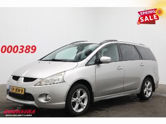 krockskadad bil auto Mitsubishi Grandis 2.4-16V InSport Dealeronderhouden Navi Clima Cruise PDC AHK 2009/6
