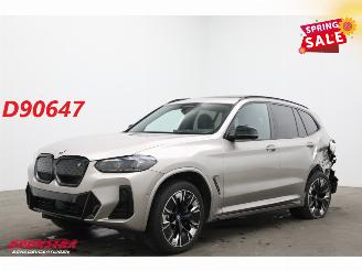 krockskadad bil auto BMW iX3 80 kWh M-Sport Pano LED ACC HUD H/K Memory Camera SHZ 2024/6