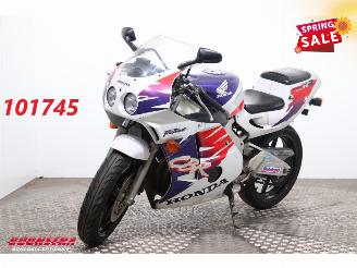 krockskadad bil motor Honda Xevo 400 CBR250 RR MC22 1991