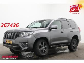 Vaurioauto  commercial vehicles Toyota Landcruiser 2.8 D-4D-F Challenger Blind Van Leder Navi Cruise Camera SHZ Ventilatie AHK 2022/9