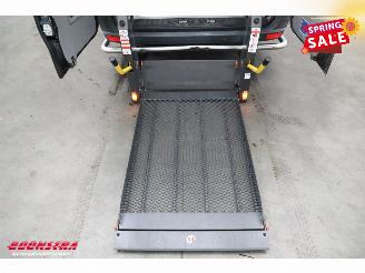 Volkswagen Crafter 2.0 TDI L2-H2 Behindertengerecht 9-Pers. Airco Cruise picture 7