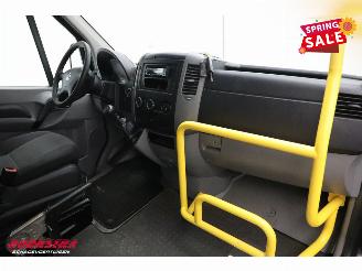 Volkswagen Crafter 2.0 TDI L2-H2 Behindertengerecht 9-Pers. Airco Cruise picture 13