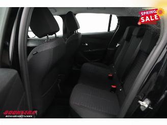 Peugeot 208 1.2 PureTech Active Apple/Android Navi Airco Cruise 37.360 km! picture 17