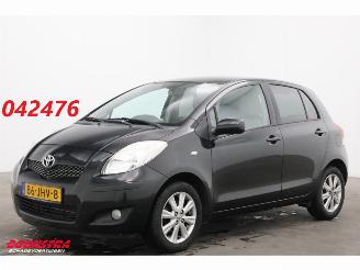 Tweedehands auto Toyota Yaris 1.3 VVTi Executive 5-DRS Clima PDC AHK 178.940 km! 2009/6