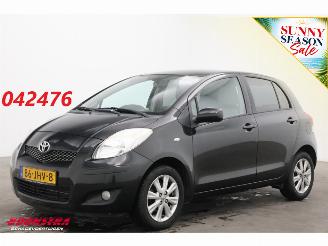 occasion passenger cars Toyota Yaris 1.3 VVTi Executive 5-DRS Clima PDC AHK 178.940 km! 2009/6