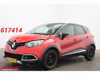 Damaged car Renault Captur 0.9 TCe Helly Hansen Navi Clima Cruise PDC 72.404 km! 2015/4