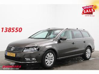 Voiture accidenté Volkswagen Passat Variant 1.4 TSI DSG Comfortline BlueMotion Navi Clima Cruise PDC AHK 2014/6