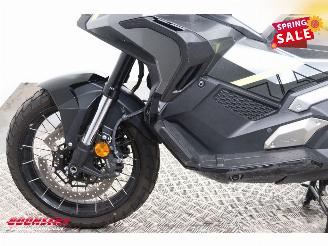 Honda  X-ADV 750 Special Edition DCT LED Akrapovic Bluetooth 5.546 km! picture 10