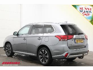 Mitsubishi Outlander 2.0 PHEV Executive Edition 4X4 Navi Clima Cruise Camera SHZ PDC AHK picture 4