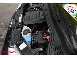 Volkswagen Up! 1.0 TSI 90pk BMT high up! Clima Cruise Camera SHZ PDC picture 10