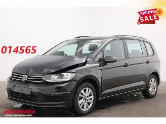 Auto incidentate Volkswagen Touran 2.0 TDI 150 PK DSG Navi Clima Cruise SHZ PDC 2023/8