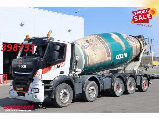 damaged trucks Iveco  -Way 460 10X4 Betonmixer Schwing Stetter Euro 6 2018/11