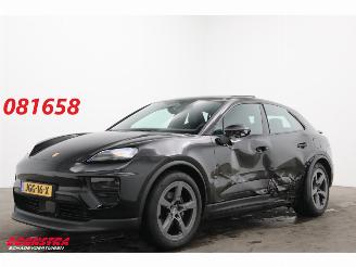 krockskadad bil auto Porsche Macan 100 kWh PASM Pano LED ACC Memory Camera 2025/10