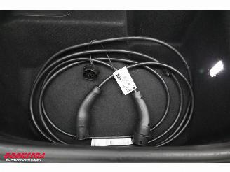 Porsche Macan 100 kWh PASM Pano LED ACC Memory Camera picture 35