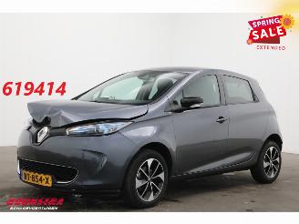krockskadad bil auto Renault Zoé R90 Intens 41 kWh (ohne Accu) Navi Clima Cruise PDC 65.054 km! 2017/2