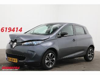 krockskadad bil auto Renault Zoé R90 Intens 41 kWh (ohne Accu) Navi Clima Cruise PDC 65.054 km! 2017/2