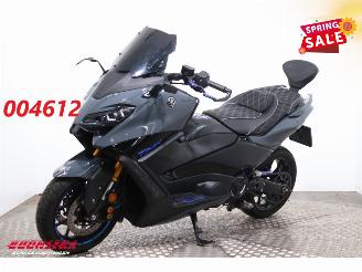 krockskadad bil motor Yamaha  TMAX 560 Tech MAX ABS SJ Project LED Heizgriffe Cruise SHZ 2022/5