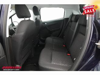 Peugeot 208 1.2 PT BlueLease Allure Navi Clima Cruise PDC Apple/Android picture 12