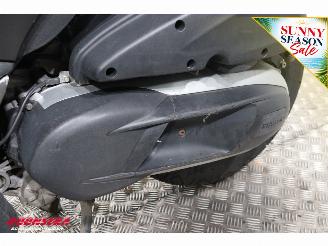 Piaggio  350 Beverly Sport ABS picture 15