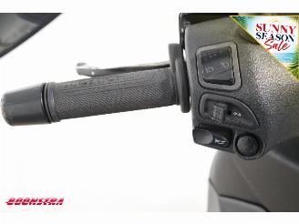 Piaggio  350 Beverly Sport ABS picture 19