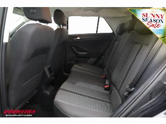 Volkswagen T-Roc 1.0 TSI Life Virtual ACC Apple/Android Camera 24.136 km! picture 14