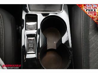Peugeot 208 1.2 PureTech 100 Allure Navi Clima Cruise PDC picture 24