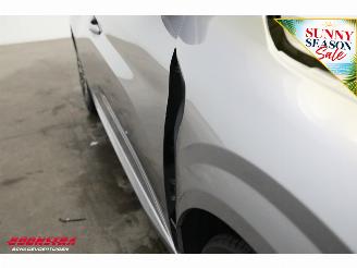 Peugeot 208 1.2 PureTech 100 Allure Navi Clima Cruise PDC picture 13
