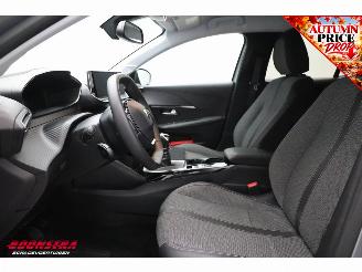 Peugeot 208 1.2 PureTech 100 Allure Navi Clima Cruise PDC picture 17