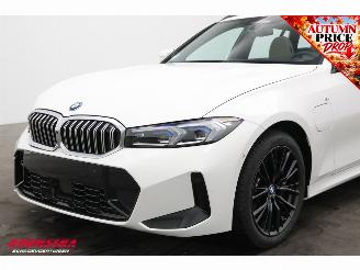 BMW 3-serie Touring 330e M-Sport Pano LED ACC H/K Memory 360° AHK picture 11