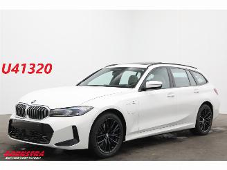 škoda osobní automobily BMW 3-serie Touring 330e M-Sport Pano LED ACC H/K Memory 360° AHK 2024/12