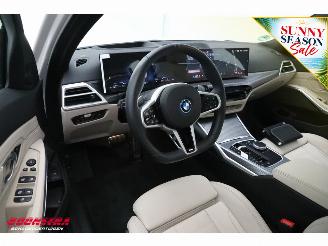 BMW 3-serie Touring 330e M-Sport Pano LED ACC H/K Memory 360° AHK picture 18