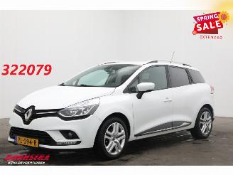 Voiture accidenté Renault Clio Estate 1.5 dCi Fahrbereit Zen Navi Clima Cruise PDC 161.616 km! 2017/7