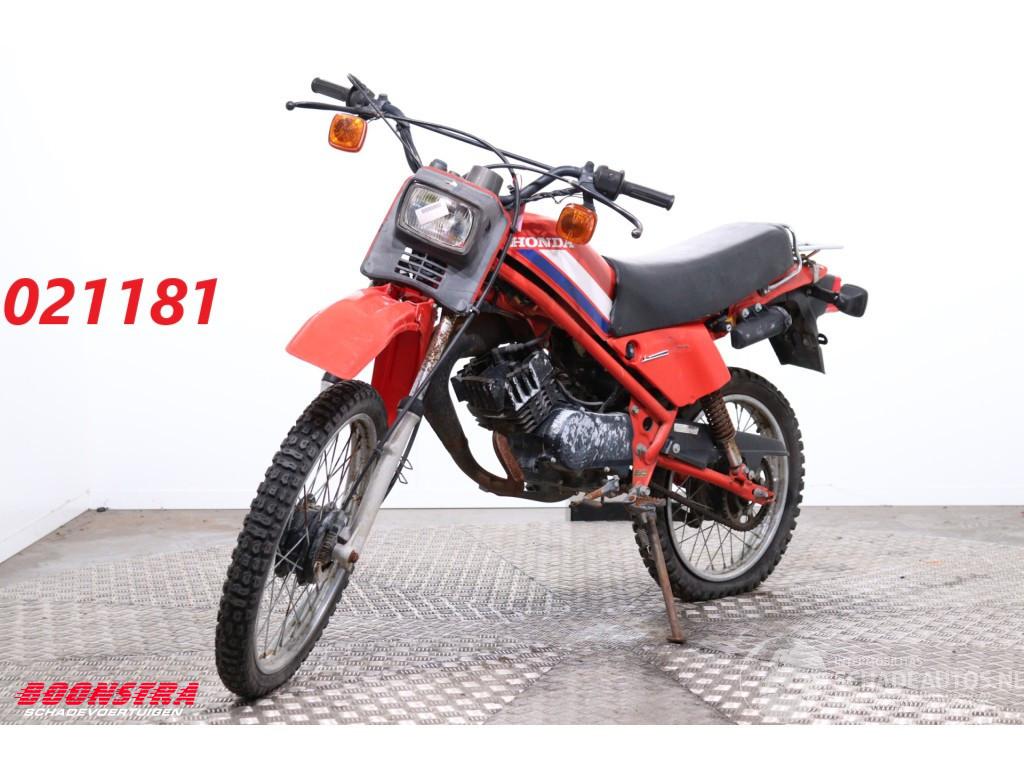 Honda MT5