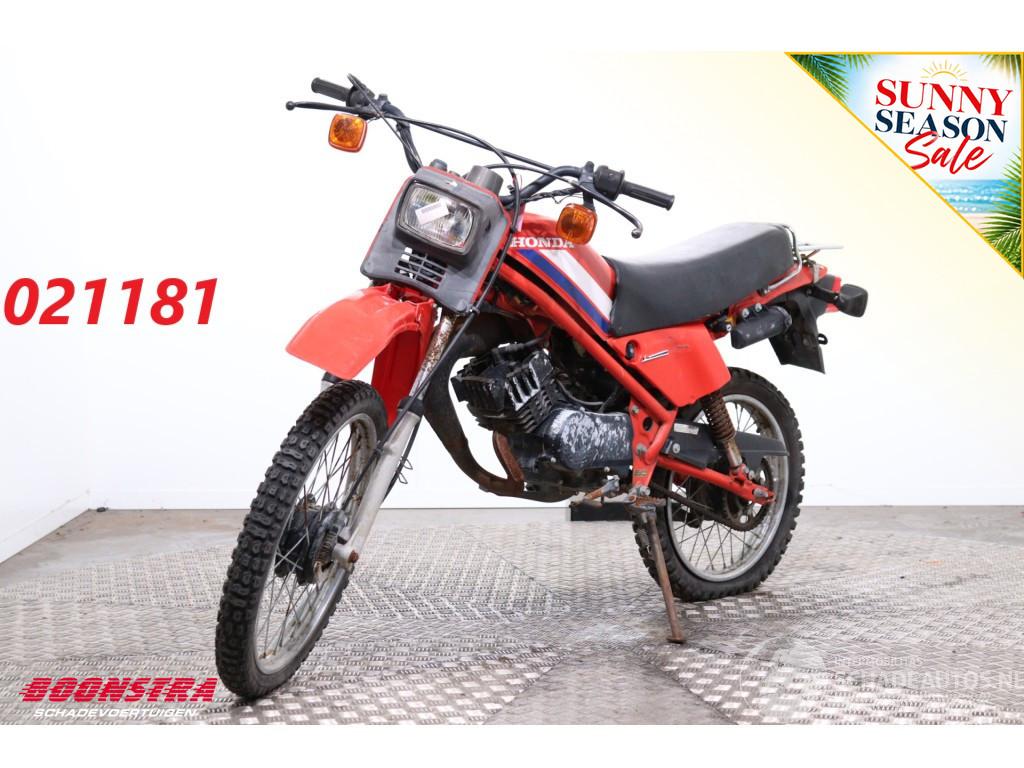 Honda MT5
