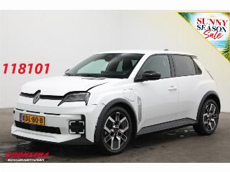 Renault 5 comfort range Techno 52 kWh LED ACC Apple/Android Camera 225 km!! picture 1