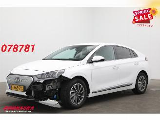 uszkodzony samochody osobowe Hyundai Ioniq Comfort EV 38 kWh ACC Apple/Android Camera SHZ 2021/4