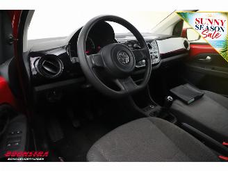 Volkswagen Up! 1.0 move up! 5-DRS BlueMotion Airco 158.229 km! picture 17