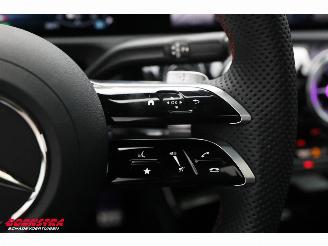 Mercedes A-klasse 250 e AMG Pano LED ACC Apple/Android Camera SHZ 2.435 km! picture 19