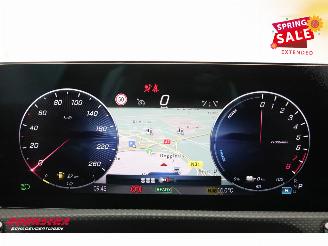 Mercedes A-klasse 250 e AMG Pano LED ACC Apple/Android Camera SHZ 2.435 km! picture 21