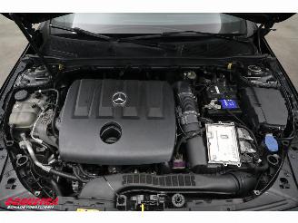 Mercedes A-klasse 180 d Launch Edition 7G-Tronic AMG Pano LED Memory Camera SHZ picture 6