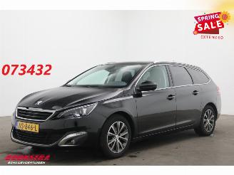 Voiture accidenté Peugeot 308 SW 1.6 BlueHDI Aut. Allure Pano Navi Clima Cruise PDC AHK 2017/4